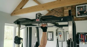 Ergonomic pull-up station with knurled grips on training rack